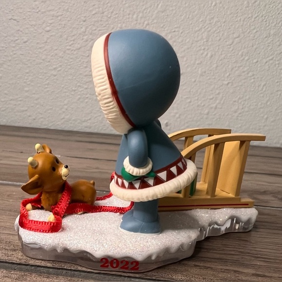 Hallmark Keepsake NEW 2022 Christmas Ornament Frosty Friends 43rd in series - Picture 4 of 10